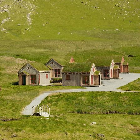 Mulafossur Cottages By Famous Waterfall In Gasadalur Exteriör bild
