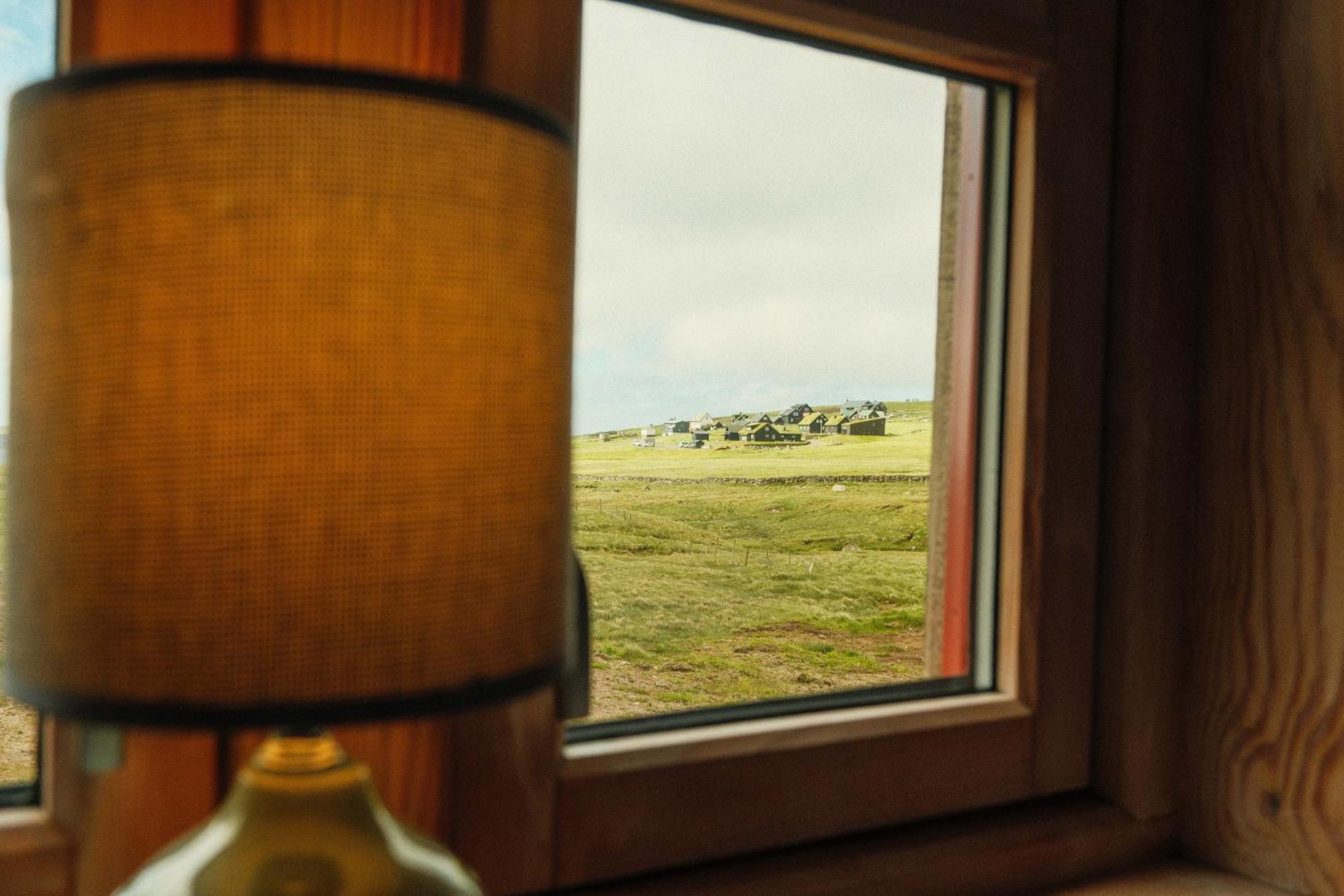 Mulafossur Cottages By Famous Waterfall In Gasadalur Exteriör bild