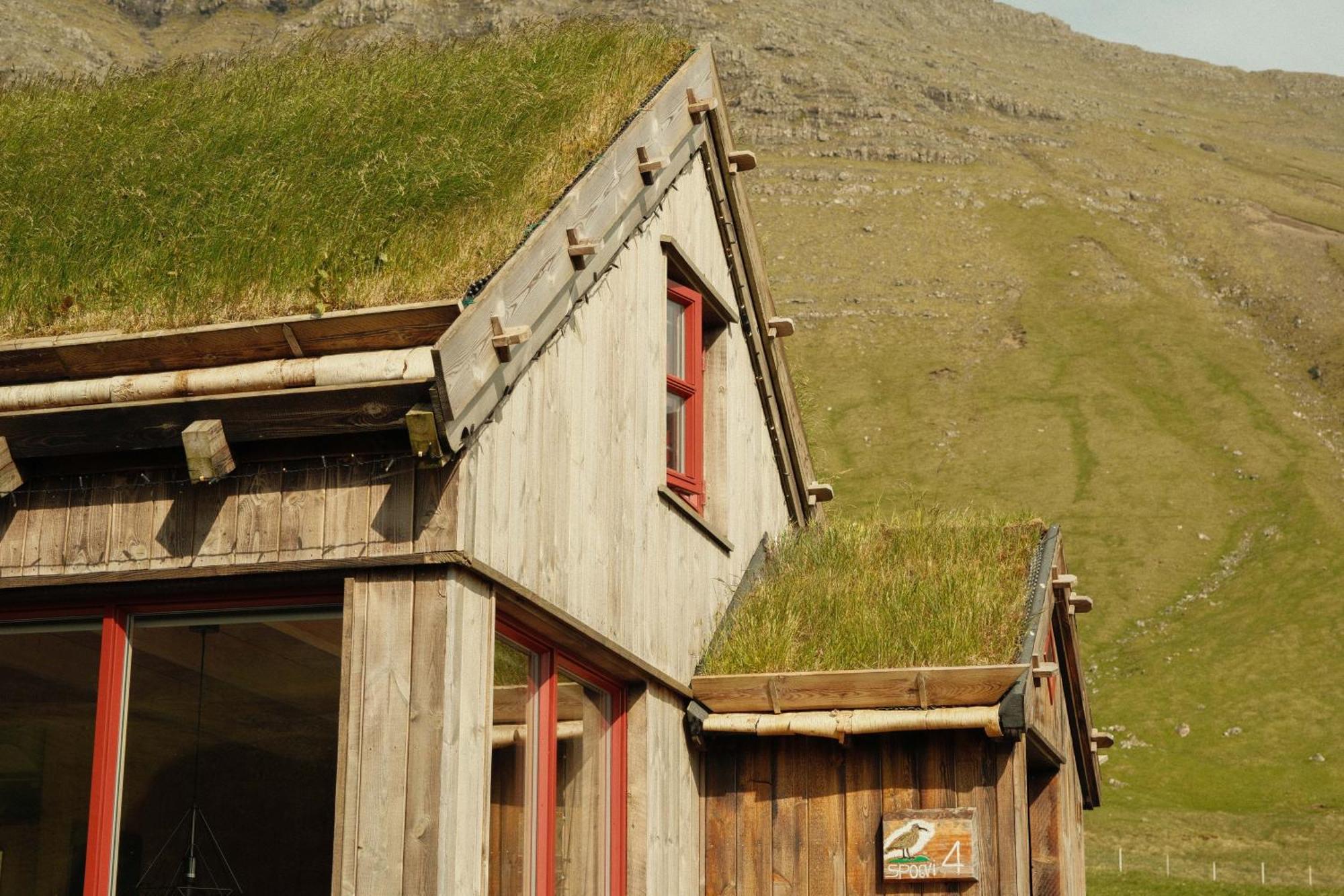 Mulafossur Cottages By Famous Waterfall In Gasadalur Exteriör bild