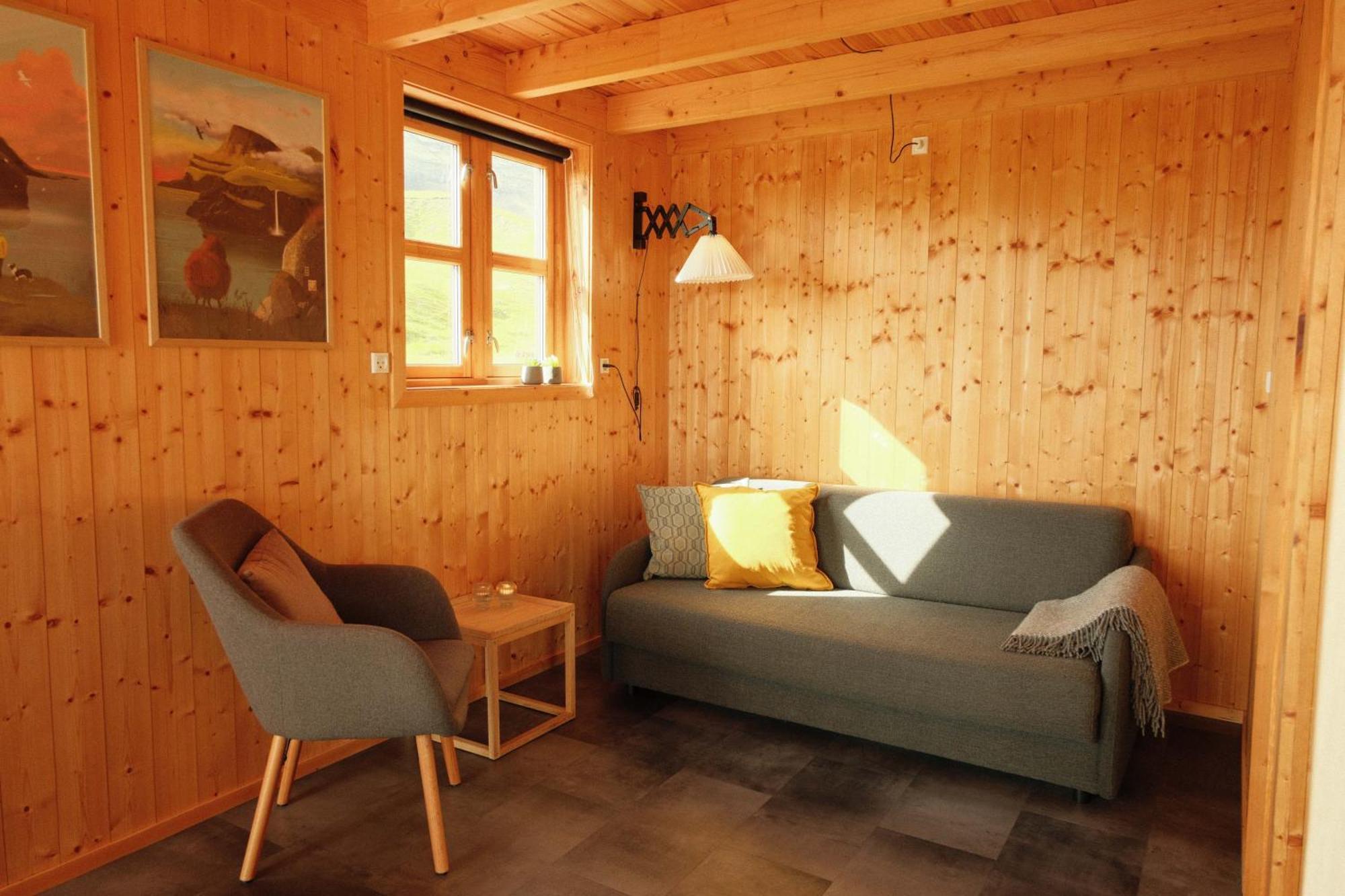 Mulafossur Cottages By Famous Waterfall In Gasadalur Exteriör bild